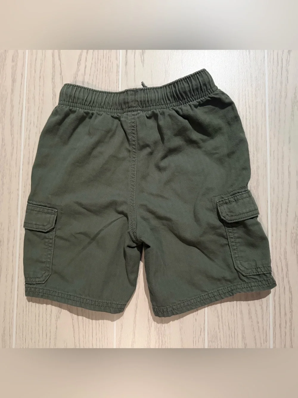 OshKosh B’gosh Boys Size 6 Cargo Shorts 3pc Lot Pull On Khaki Green Gray Casual